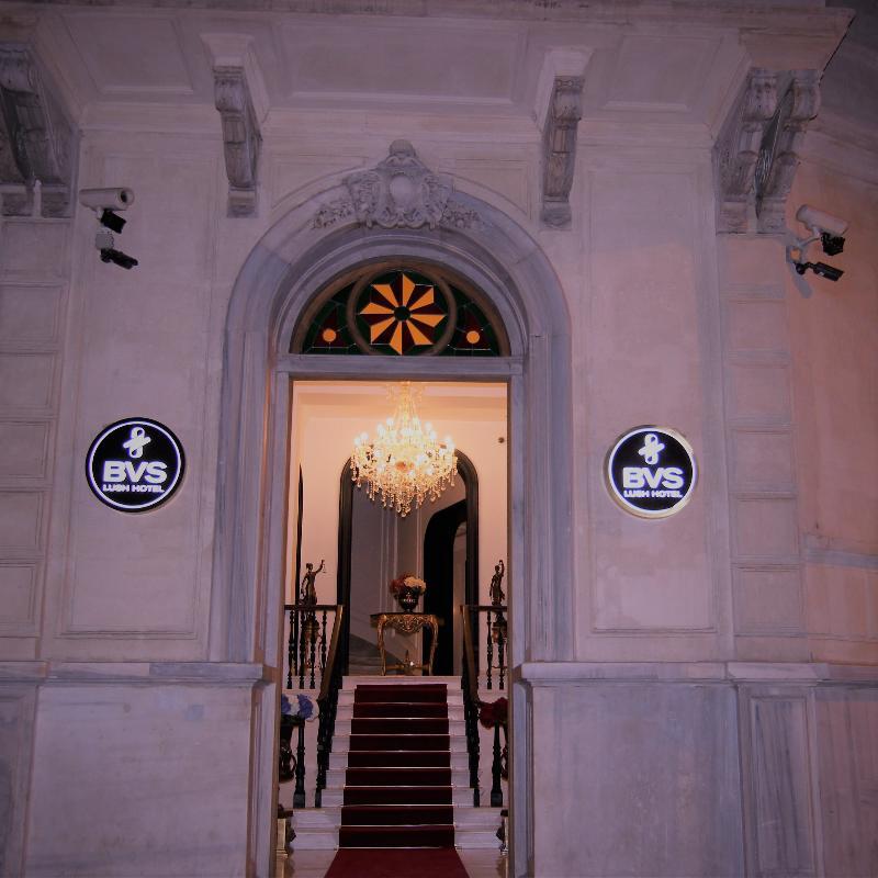 Lush Hotel Taksim - Special Category Istanbul Bagian luar foto
