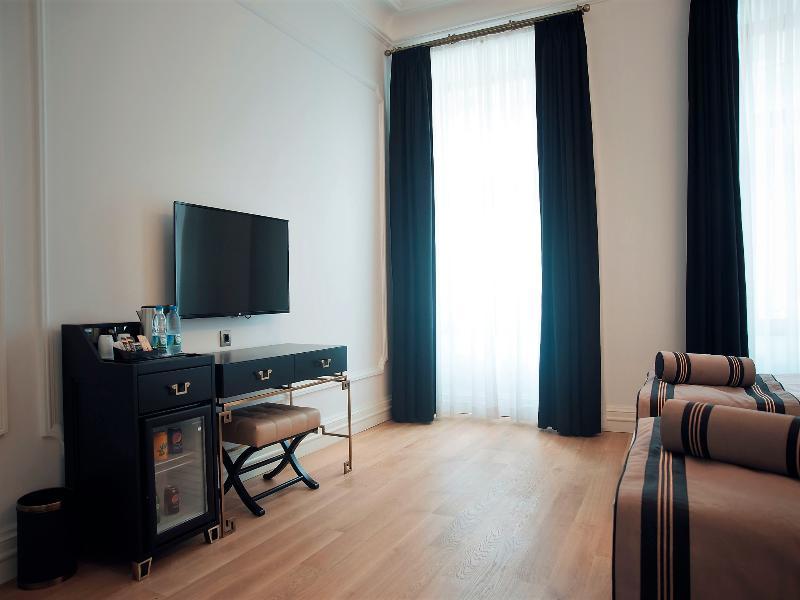 Lush Hotel Taksim - Special Category Istanbul Bagian luar foto