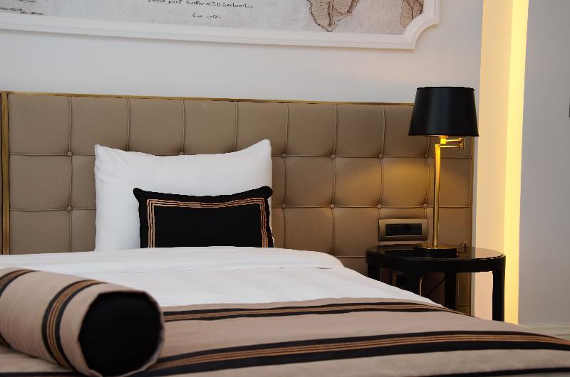 Lush Hotel Taksim - Special Category Istanbul Bagian luar foto